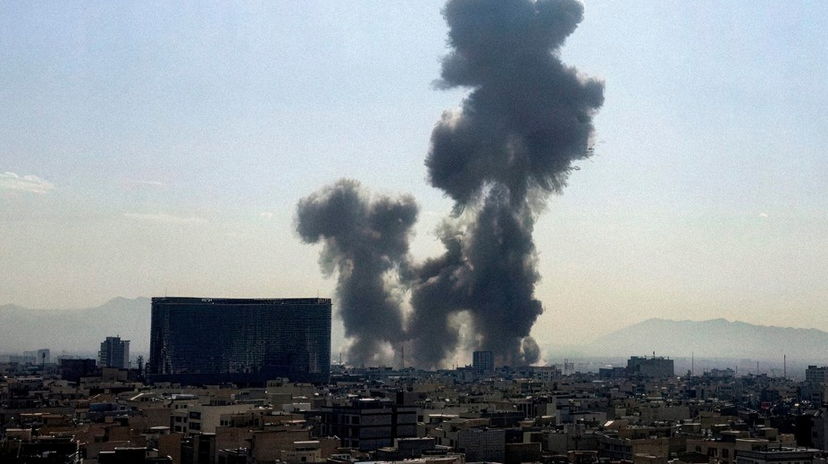 Chiến tranh ở Iran có thể kéo dài hàng tuần, các chuyên gia cảnh báo