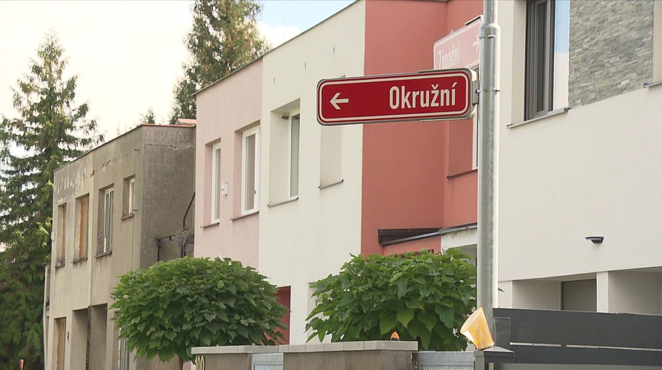 Doanh Nhân Đối Mặt Với Lời Chỉ Trích Vì Những Đất Đai Tại Letňany. Đây Không Phải Là Lần Đầu Tiên