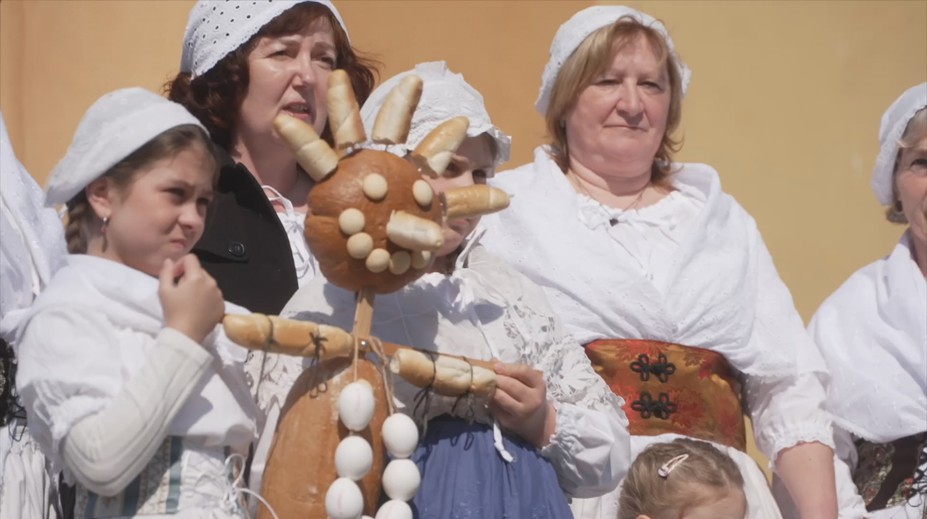 Na vsích vítají jaro a vynášejí duchy zimy, slavila se Smrtná neděle