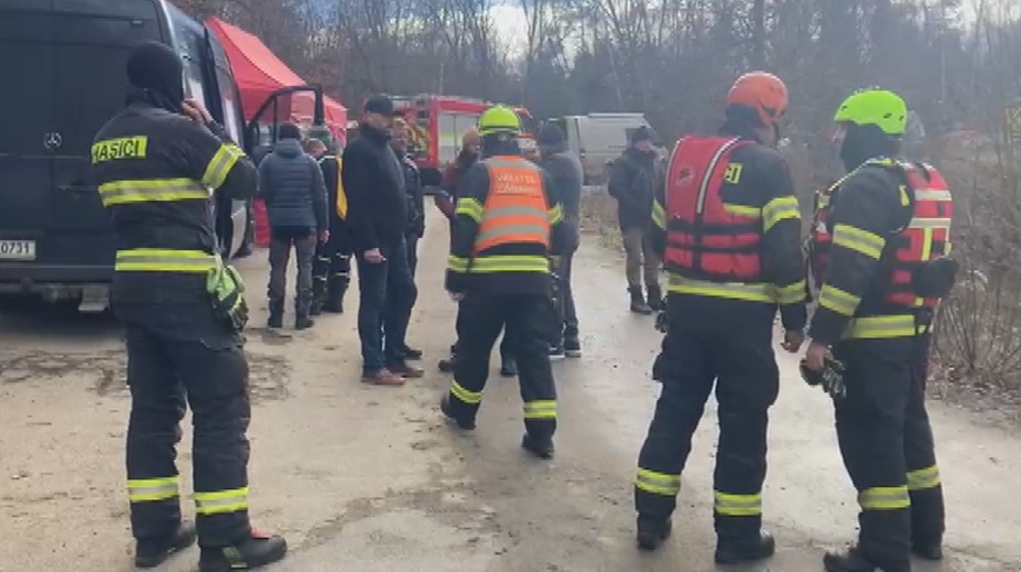 Tragický konec pátrání v Dalešicích. Policistu našli mrtvého na dně vodní nádrže