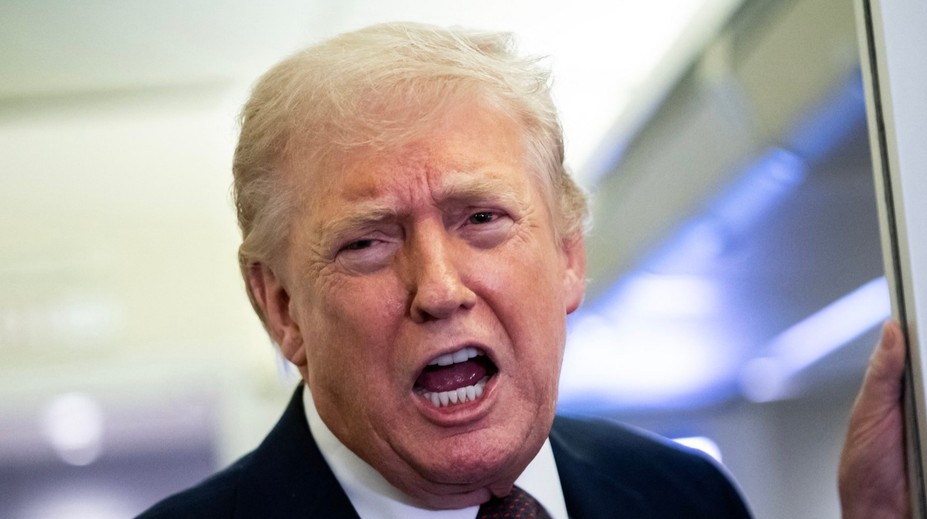 Donald Trump cảnh báo Iran