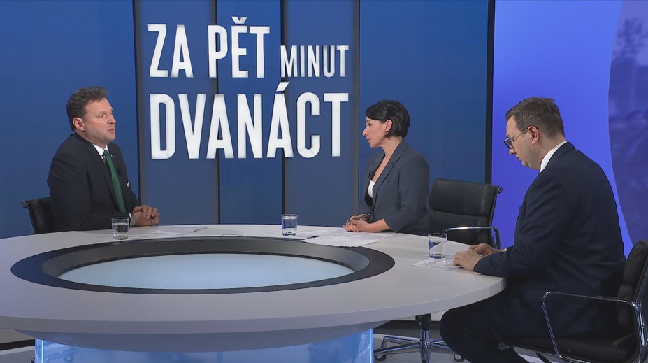 Vondráček o obraně: Své závazky splníme. USA zajímá naše bojová připravenost