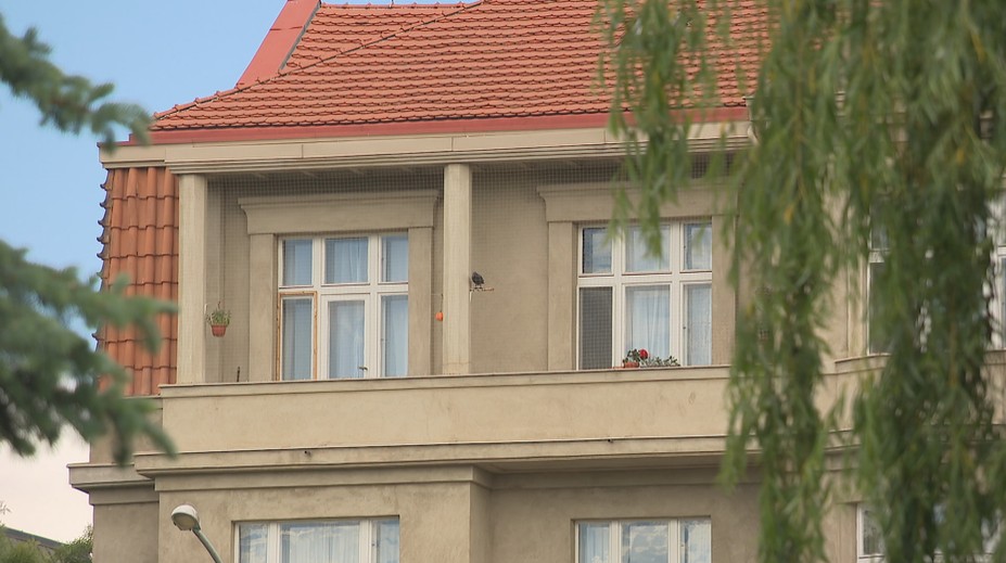 Staré byty rozhodně nejsou na odpis, lákají developery: Ptejte se experta