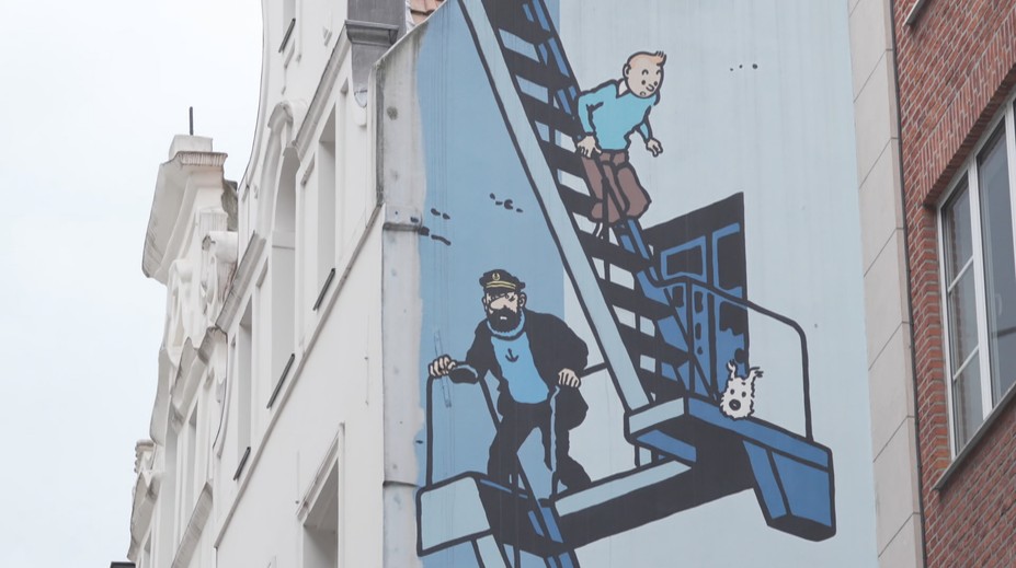 Brusel je hlavním městem komiksů. Fasády domů opravuje fascinujícím způsobem
