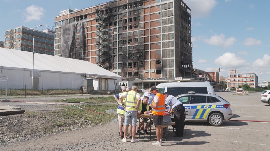 Vyhořelá historická budova ve Zlíně půjde k zemi. Demolice začne brzy