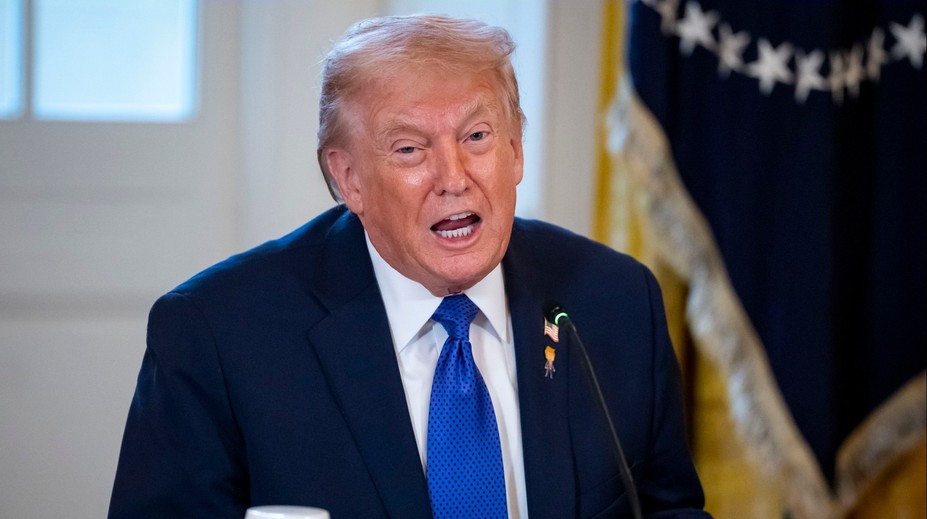 Mỹ sẽ đình chỉ mọi quan hệ thương mại với Tây Ban Nha, Trump thông báo