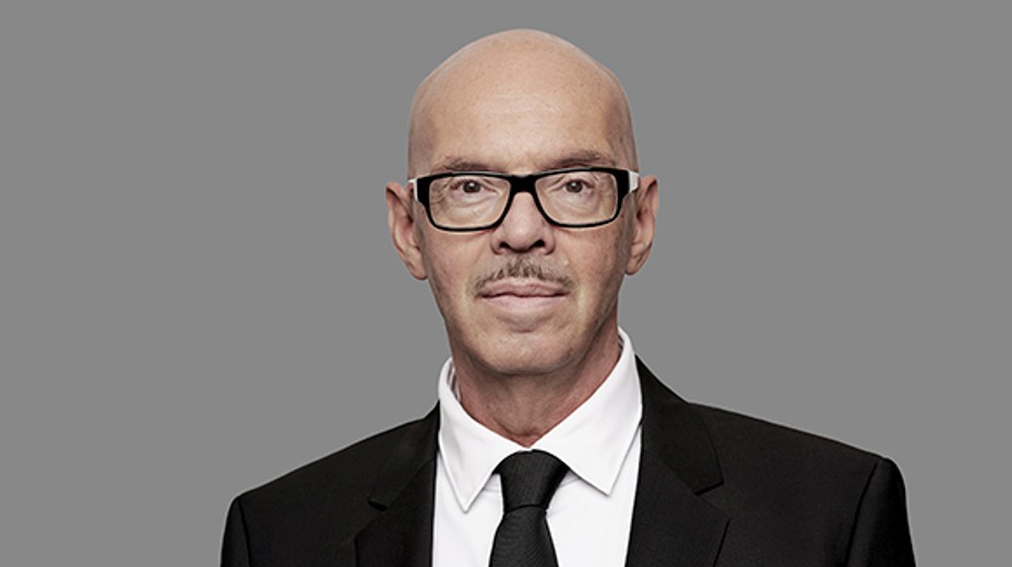 Ministr Klempíř měl dopravní nehodu. Skončil v nemocnici