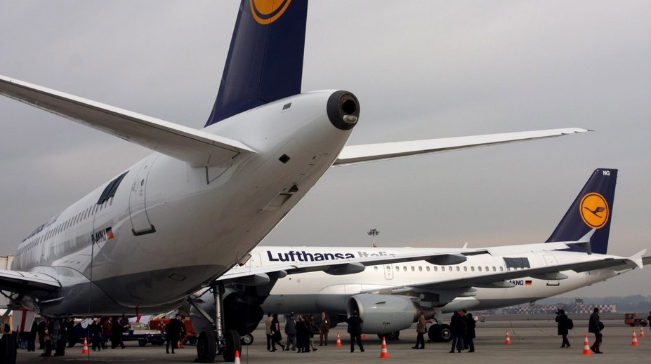 Krize v letectví udeřila. Aerolinka odstavuje flotilu a uzemňuje letouny