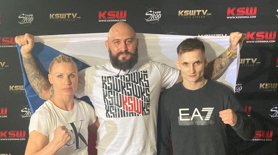 Český rok v KSW: Oslnivý debut Humburgera, okradení Martínka i tvrdý pád Lesáka