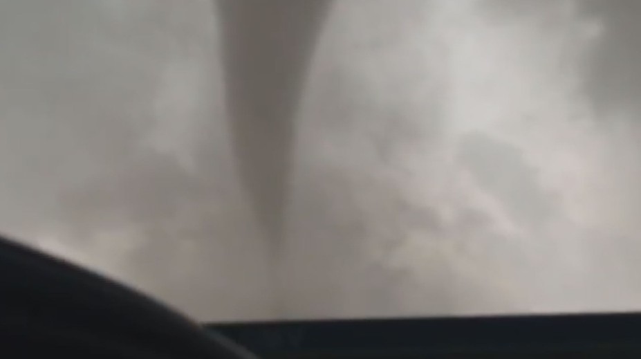 Čechy zaskočilo ničivé tornádo. ČHMÚ shrnul nejdůležitější poznatky