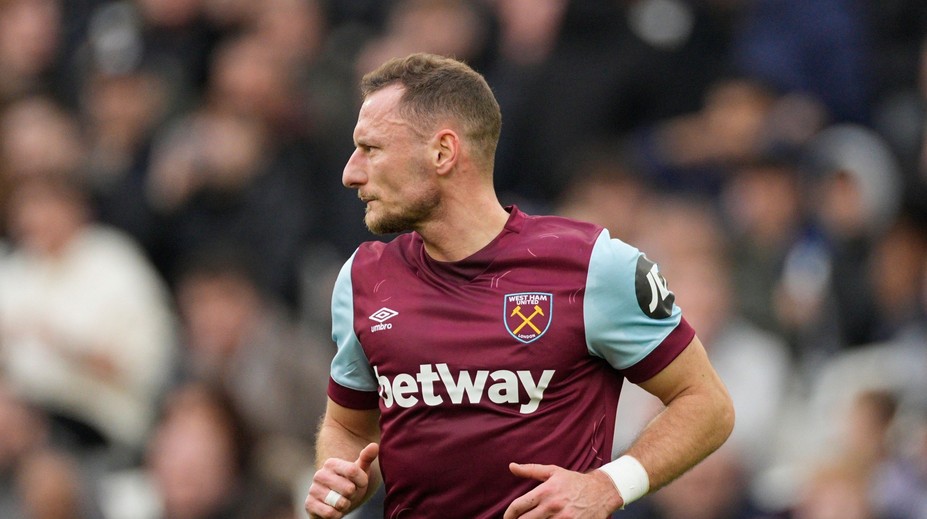Coufal podporuje West Ham po sestupu. Fanoušci ho volají domů