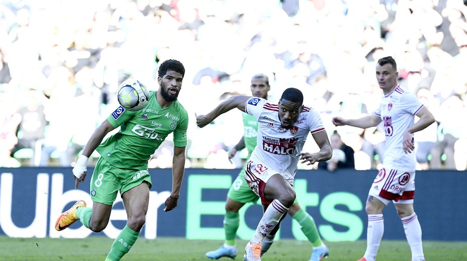 St. Étienne po výhře drží šanci na udržení. Lille padlo s Lens