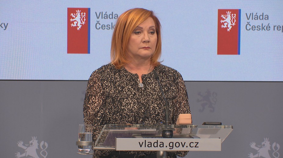 Schillerovou naštvaly ceny benzínu a nafty. Přistoupila k mimořádnému kroku