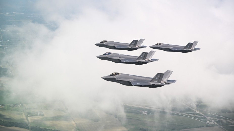 Trump vyšle stíhačky F-35 do Karibiku. Napětí mezi USA a Venezuelou roste