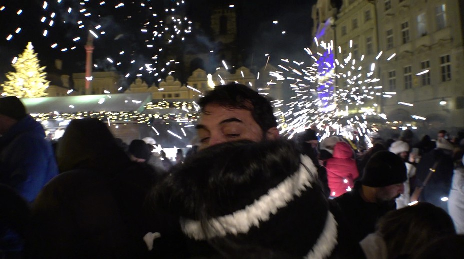 Oslavy nového roku byly v Praze klidnější. Padaly ale pokuty za pyrotechniku