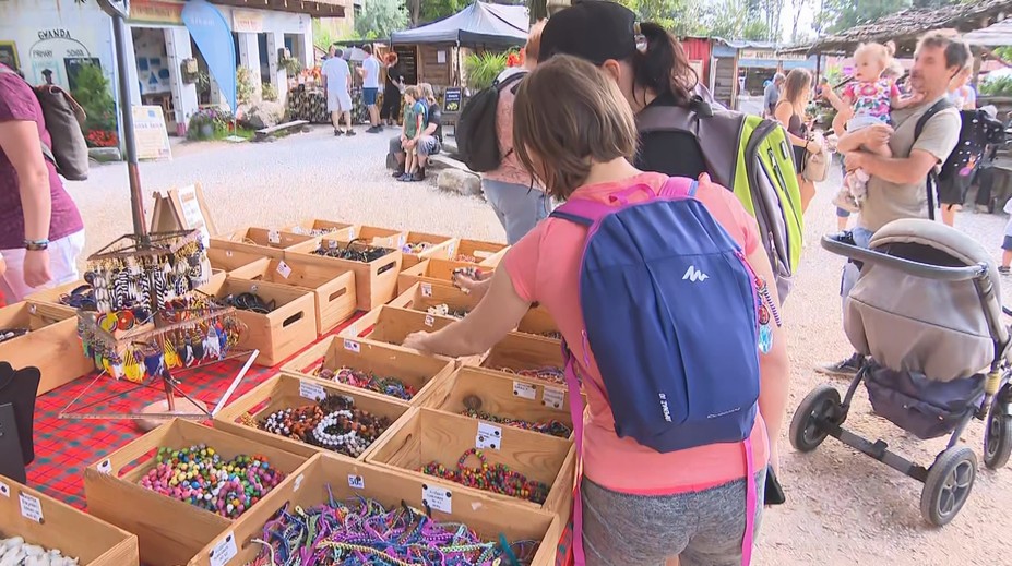 Kultura, hudba a koncerty. V zoo ve Dvoře Králové probíhají africké dný