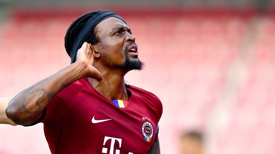 Miláček sparťanských fanoušků se vrací na Letnou. Costa opět sparťanem