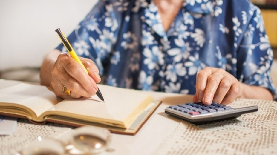 Ekonomové radí na stáří investovat. Čím dříve lidé začnou, tím lépe