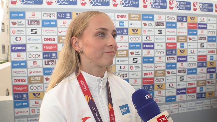 Švábíková 2 na scéně! Zazářila na stejném místě jako ségra, ta bronz obrečela