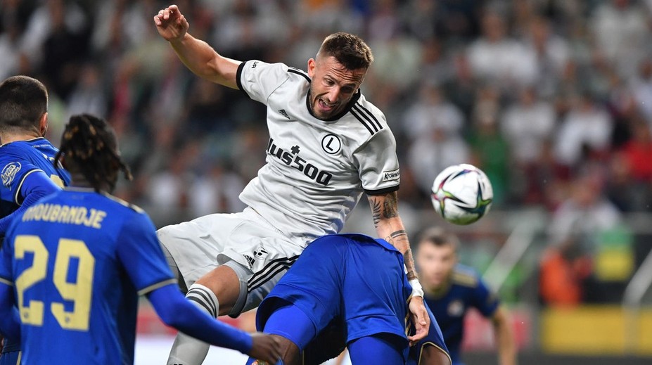 Slavii čeká Legia s Pekhartem. Vaclík bez Ligy mistrů, Zmrhal skóroval