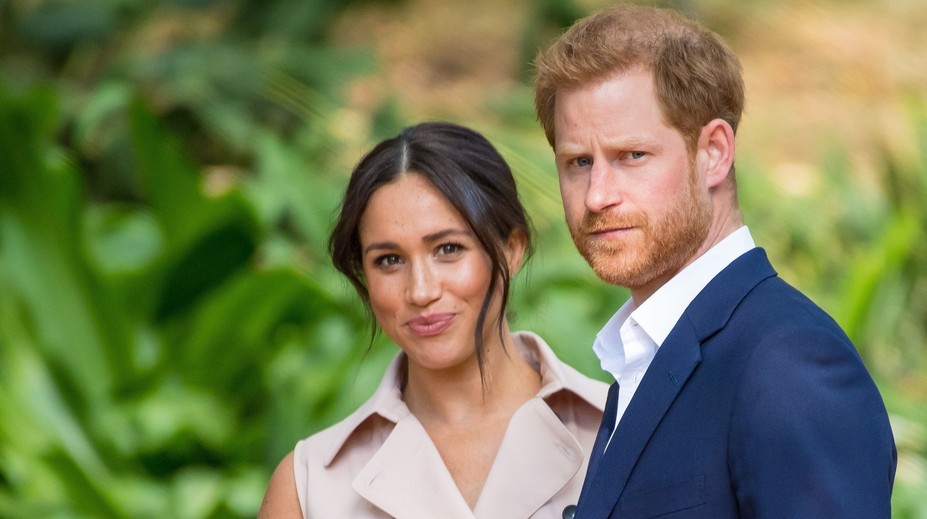 Zásadní obrat u Harryho a Meghan. Vrací se s dětmi do Británie