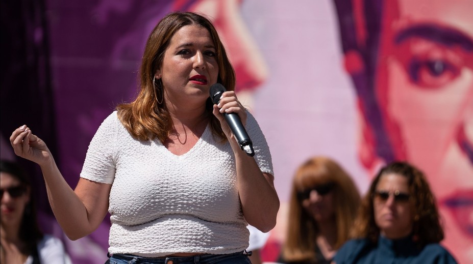 ANKETA: Muži se už domácím pracím nevyhnou. Má je ohlídat aplikace?