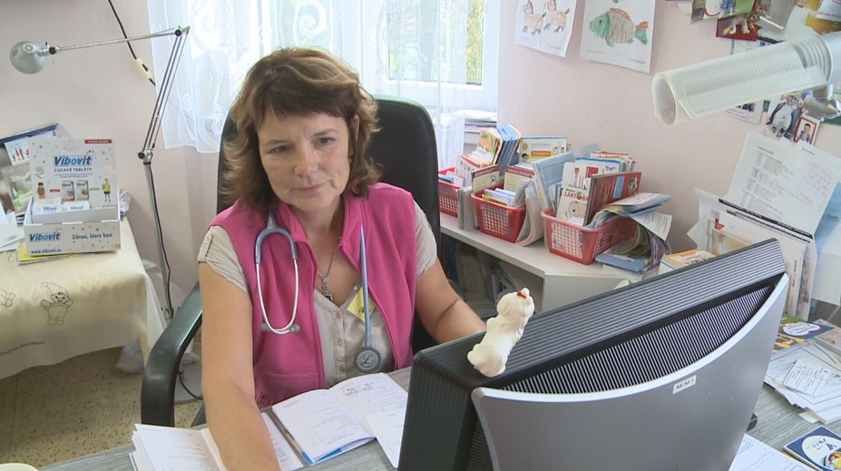Nỗi khổ của các bậc phụ huynh khi tìm bác sĩ nhi khoa ở Cộng hòa Séc