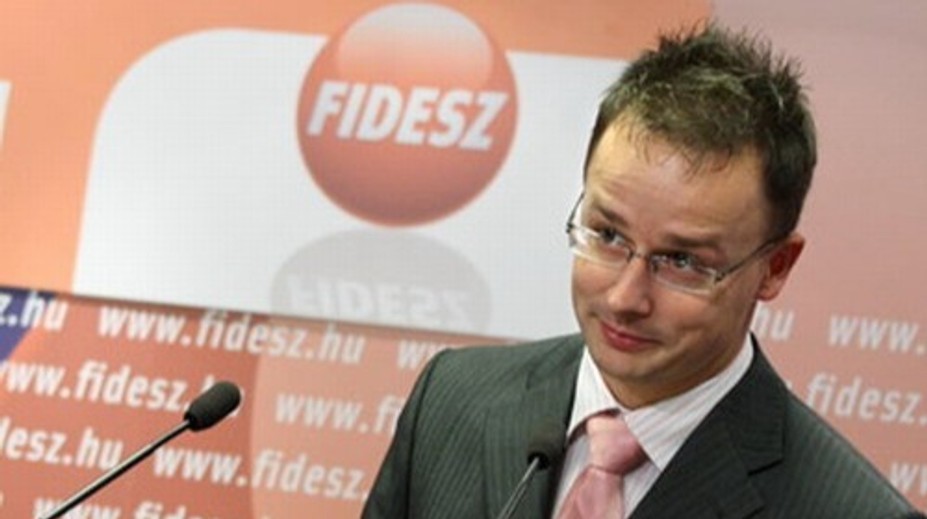 Maďarsko blokuje další sankční balíček. Požaduje obnovení dodávek ropy