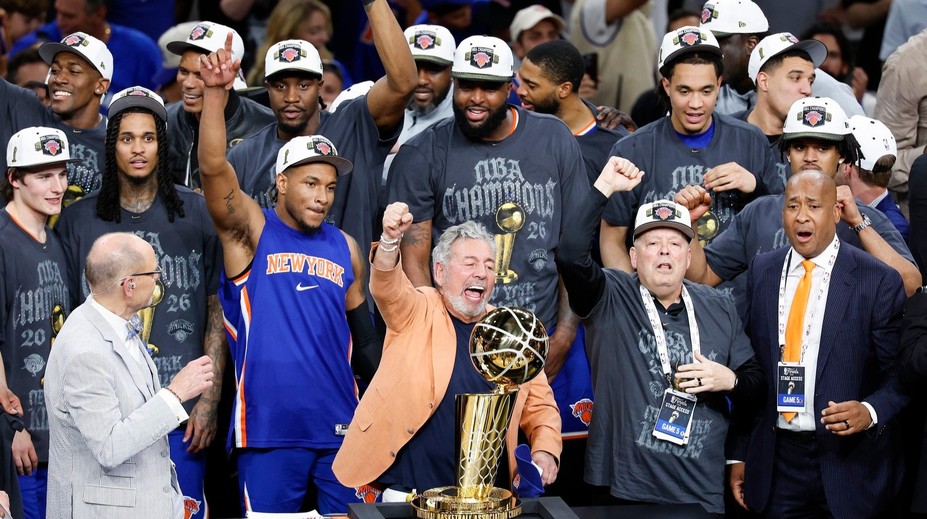 Knicks po 53 letech na vrcholu. V pátém zápase přetlačili Spurs a slaví titul