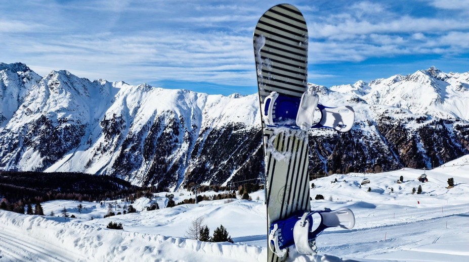 Další tragédie v Alpách. Lavina zabila dva snowboardisty