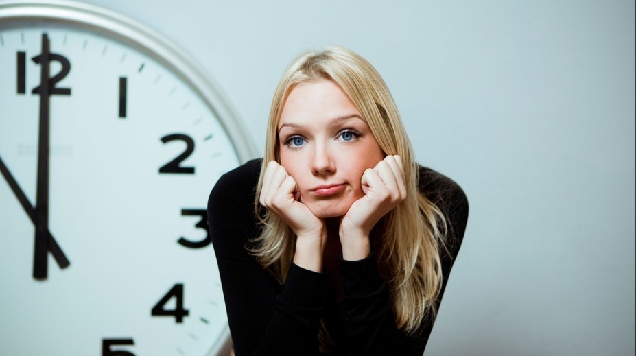 Odborníci potvrdili, že se čas zrychluje. Není to jen pocit, šokovali