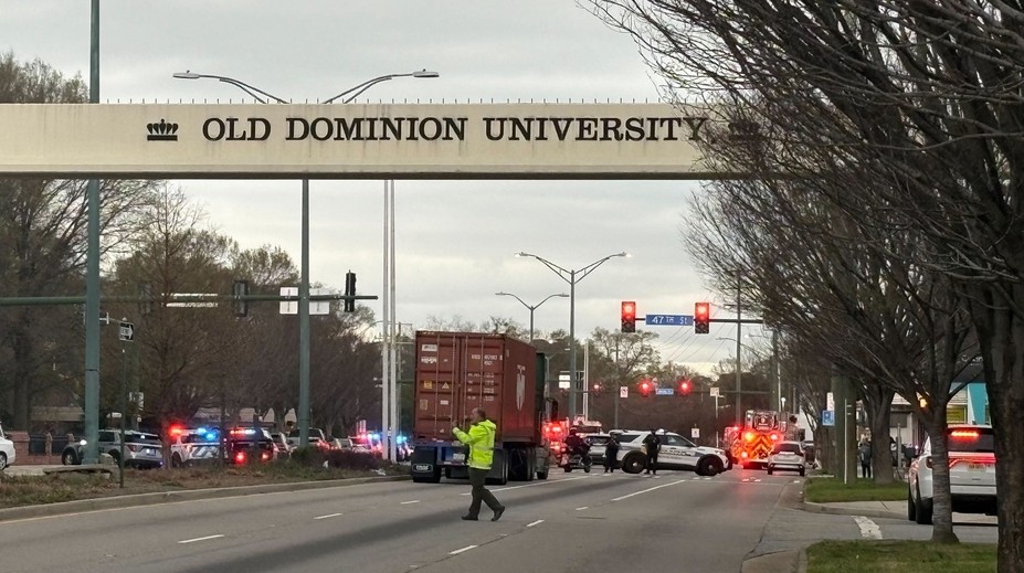 Střelba na univerzitě v USA má oběť. FBI prověřuje teroristický motiv