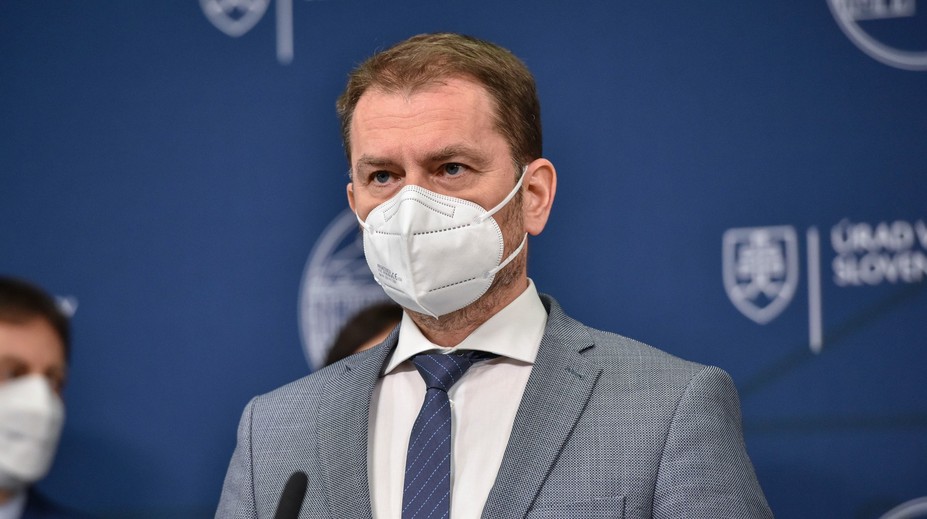 Slovensko začne co nevidět očkovat Sputnikem, tvrdí expremiér Matovič