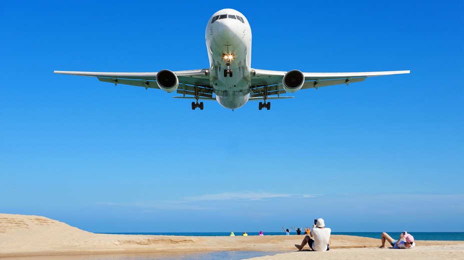 Dramatický let z Egypta: Krupobití rozbilo okno kokpitu, pilot přistával naslepo