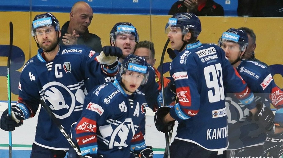 Plzeň deklasovala Olomouc, zastřílela si i Kometa. Hradec v krásné bitvě přetlačil Kladno