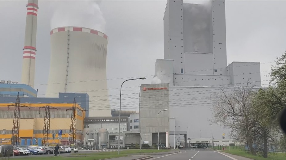 Nižší závislost na uhlí a stabilnější dodávky energií i tepla. U Teplic staví nový kotel