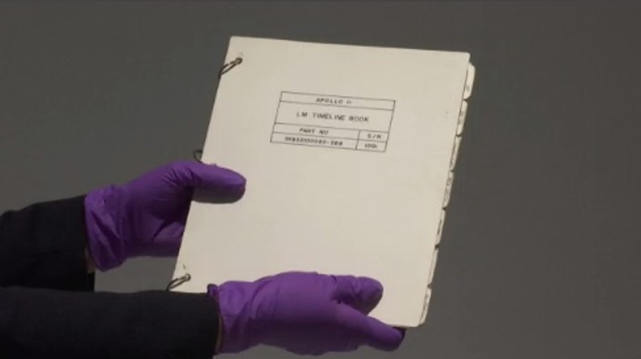 Výročí mise Apollo 11: Zápisník z vesmíru se vydražil za sto milionů!