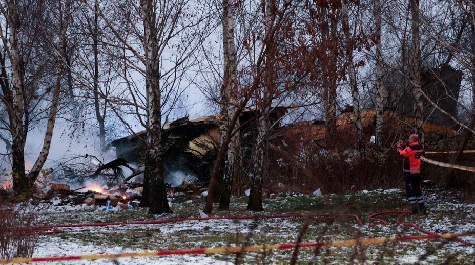 Pád letadla DHL mohl být chybou pilota. V Litvě mají problémy s černou skříňkou