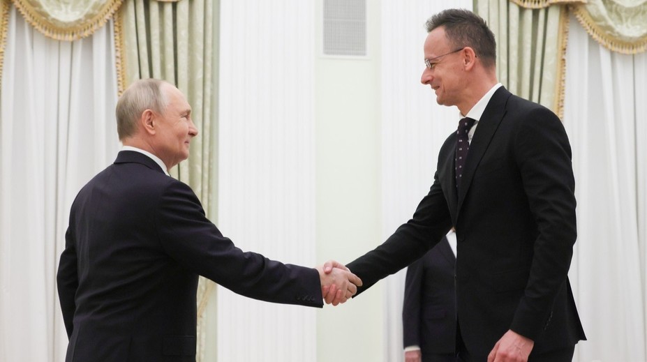 Bộ trưởng Hungary bị cáo buộc làm gián điệp cho Nga