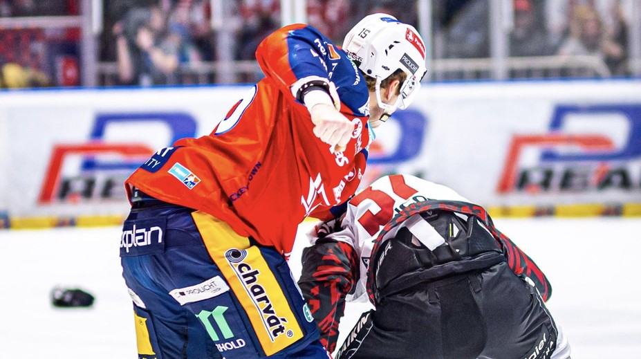 Pardubický Ludvig rozdával rány. Postupně si podal dva sparťany