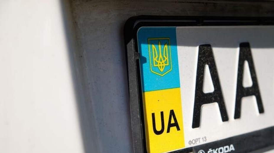 Nehody nepojištěných ukrajinských aut: Česko ukončuje plošnou pomoc a přestává krýt škody