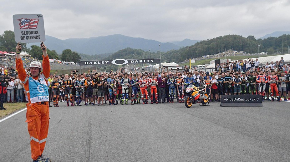 69 vteřin pro Nickyho: Tak svět MotoGP vzpomínal na Haydena