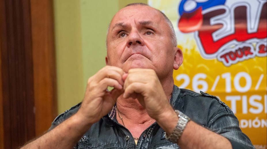 Elán tuyên bố kết thúc hoàn toàn. Tôi lên sân khấu trong tình trạng nửa sống nửa chết, Ráž thừa nhận