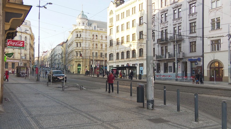 Už rok mají česká města zavádět sdílené zóny. Zatím je jen v Brně, lidé ji chválí
