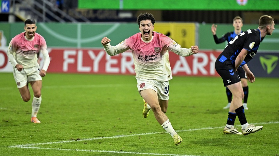 Leverkusen se trápil proti soupeři ze druhé ligy. Rozhodl v prodloužení