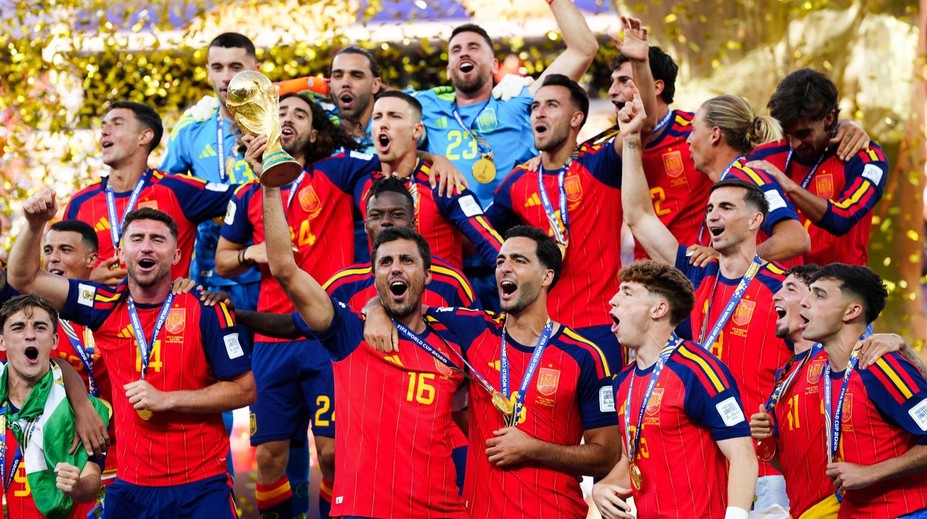 Španělé jsou podruhé v historii mistry světa. Messiho Argentina ve finále padla