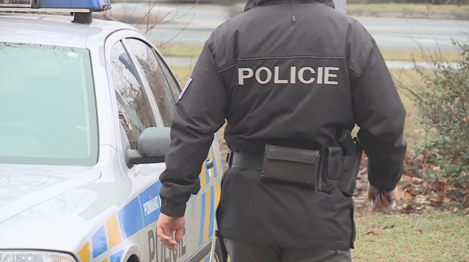 Měl s bratrem spory o majetek, tak se jej pokusil přejet. Nyní muži hrozí doživotí