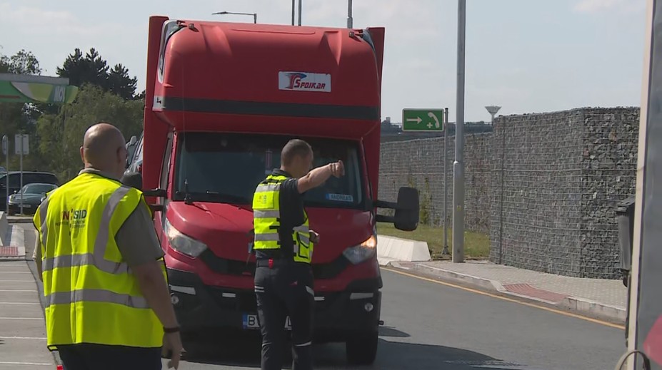 Začaly letní kontroly na silnicích. Inspektoři s policií míří do všech krajů