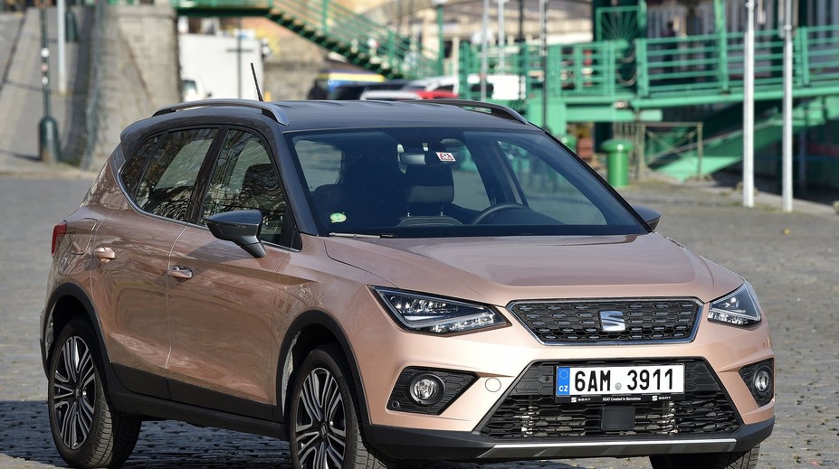 VIDEOTEST: Arona je důkaz, že i malá SUV mohou být povedená!