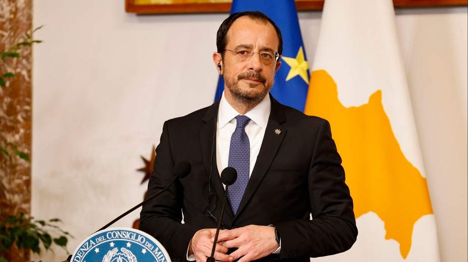 Kypr zvažuje vstup do NATO. Požádali bychom už zítra, řekl prezident